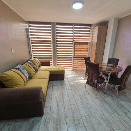 Apartament Negris Birlad Exterior photo
